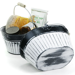 Ribbed Tin Oval Shop  Vintage Black/White 