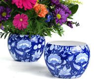 5x4 Solid Iron Metal Pot Blue Paisley