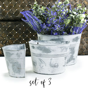 s/3 Tin Half Bucket Wall Basket White Wash